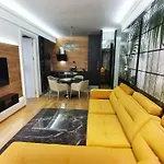 The Main Square Apartament *