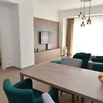 Apartment The Main Square