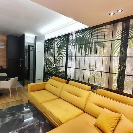 The Main Square Apartment